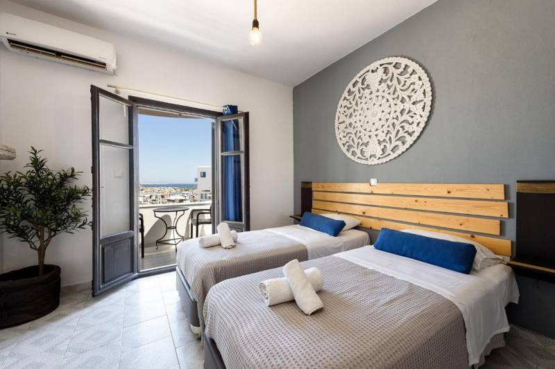 Amenities & services - Ragoussis Sweet Rooms